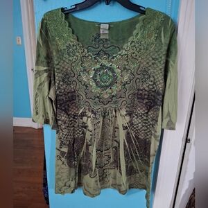 Only 9 Women's 2XL Green BOHO Lace Trim Nail Studded Tunic Pre-owned